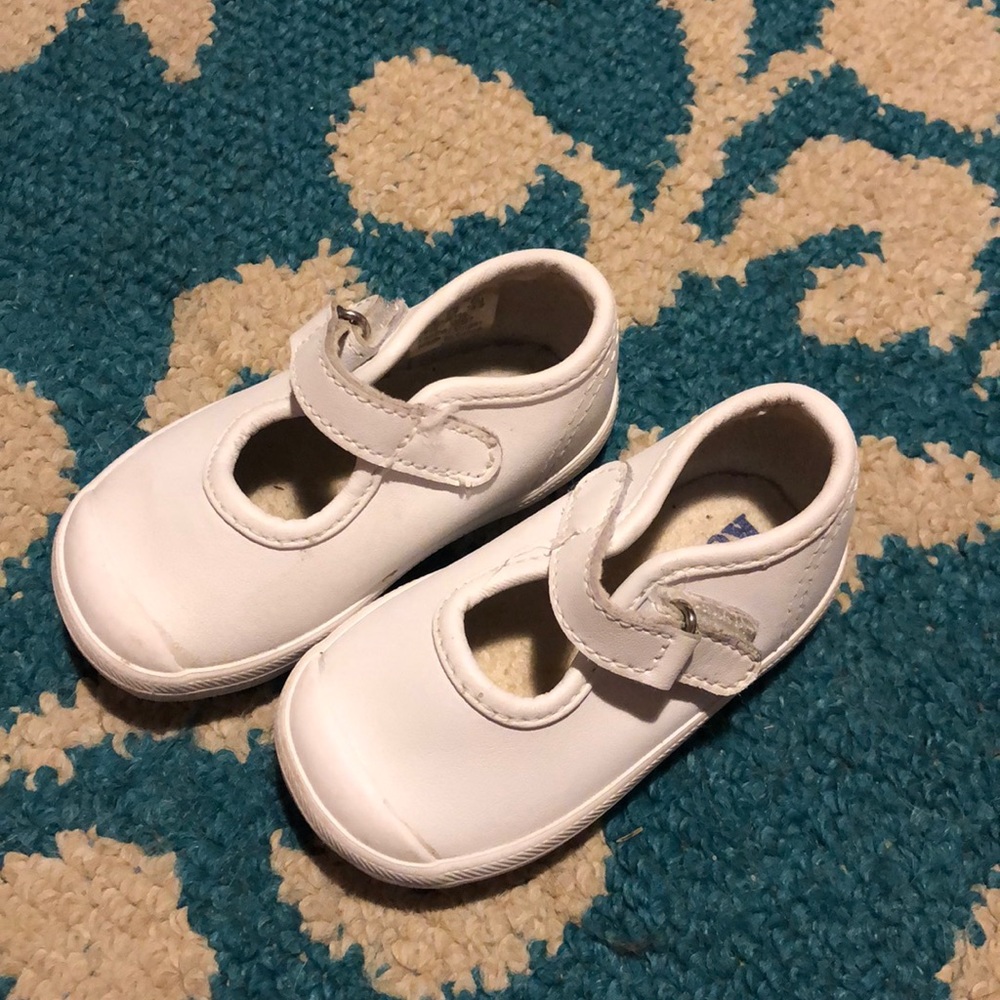 EUC White Keds size 3M